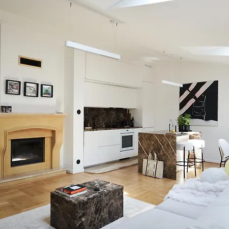 דירה With Soul In Mokotow *